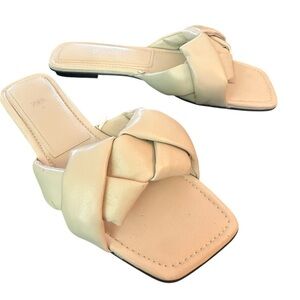 ZARA CREAM FLAT SANDLE, SLIP ON, BRAIDED DESIGN & PADDED SOLE  SZ 38